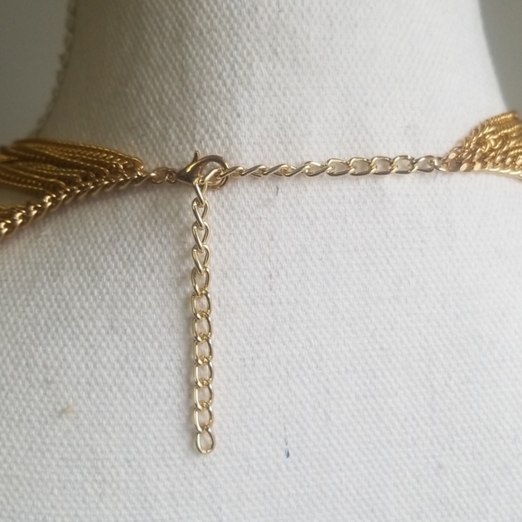 Gold Shoulder Necklace - Picture 3 of 3